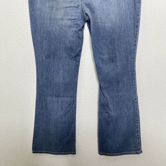 NEW Chicos Bootcut Jeans 16R 3R High Rise Flare Denim Stretch Light Wash $89 - Picture 12 of 13